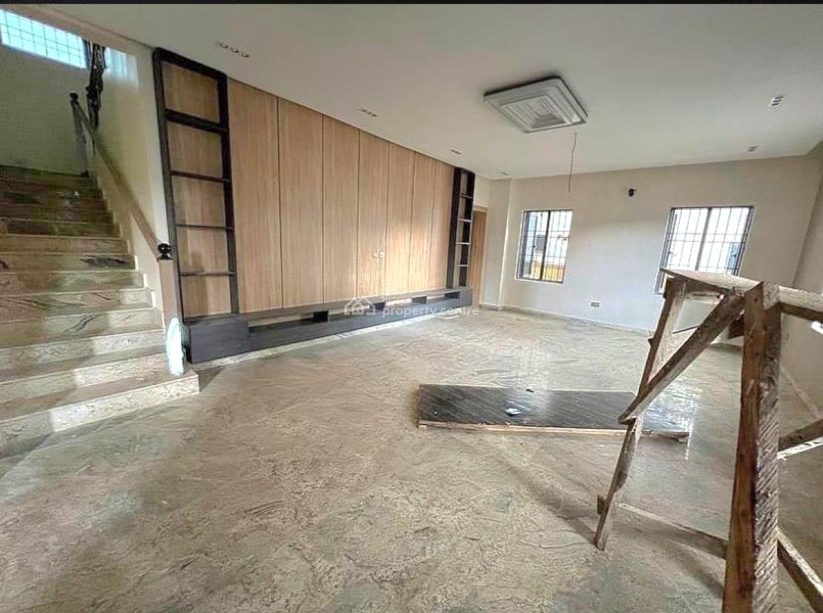 Luxury 5-bedroom Detached Duplex with Bq, Guzape District, Abuja, Detached Duplex for Sale