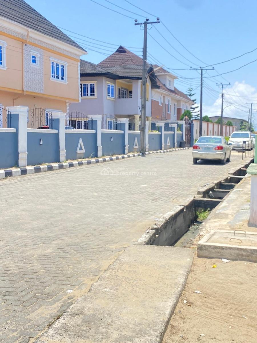 Half Plot of Fenced and Gated Land at Peaceland Estate Majek Sangotedo, Peaceland Estate Sangotedo, Sangotedo, Ajah, Lagos, Residential Land for Sale