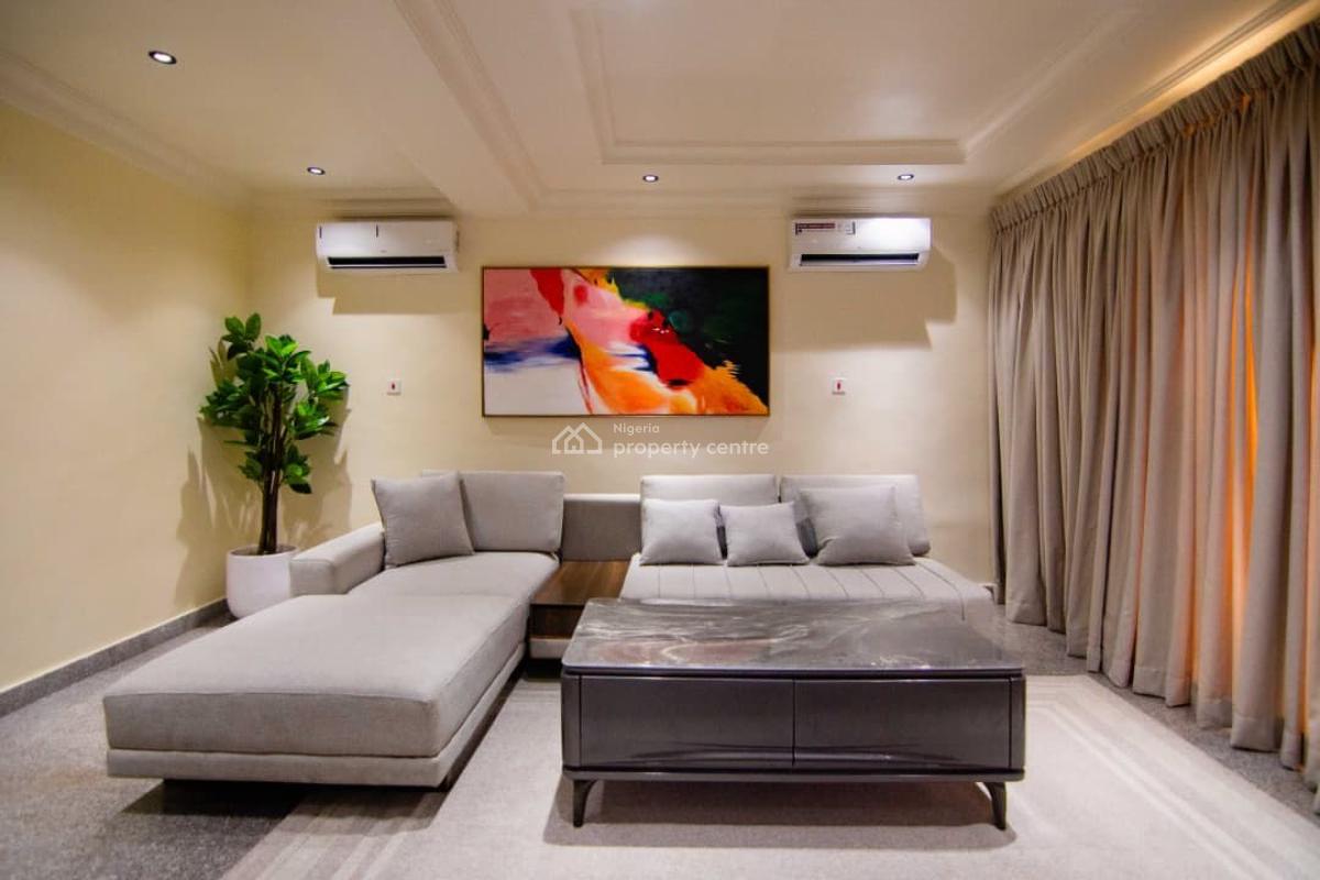 Luxurious 3 Bedroom Apartment with a Spacious Living Room, Lekki Phase 1, Lekki, Lagos, Flat / Apartment Short Let