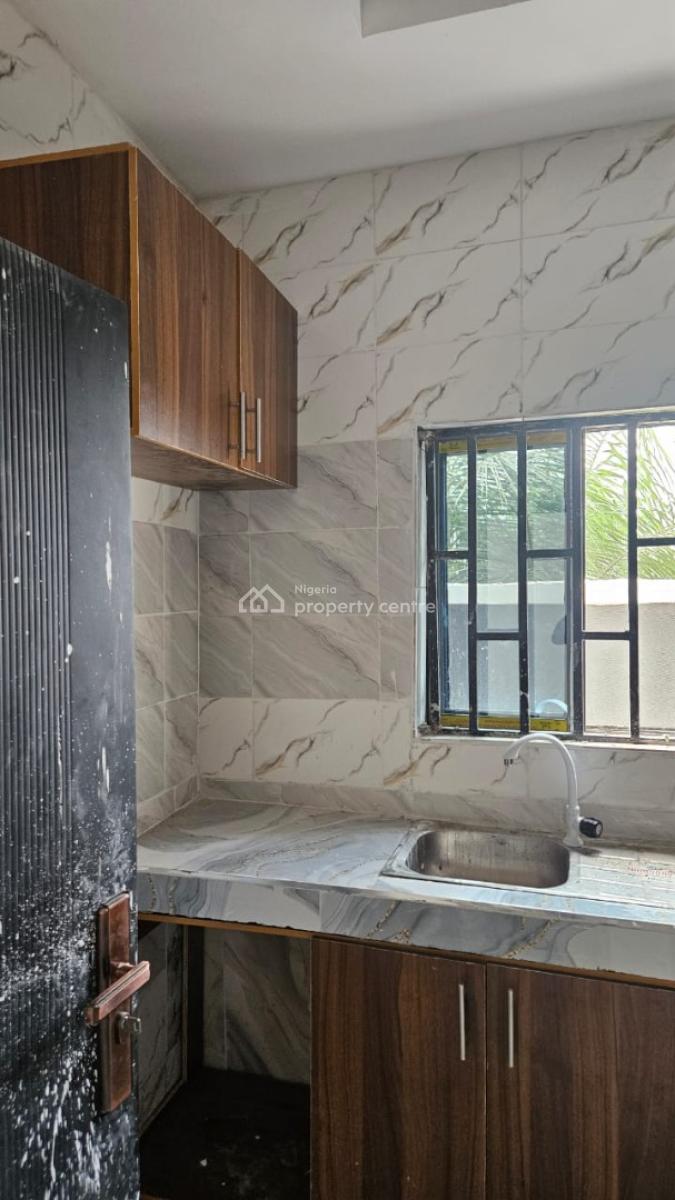 Exquisitely Built and Luxury 2 Bedroom Apartment, Alahun By Desa Lekki Epe Expressway, Ibeju Lekki, Lagos, Flat / Apartment for Rent