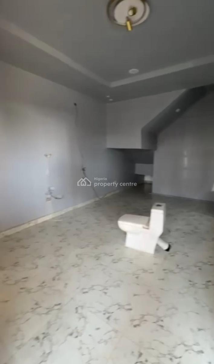 Spacious Studio Service Apartment, Orchid Road Before Roundabout, Lekki, Lagos, Flat / Apartment for Rent