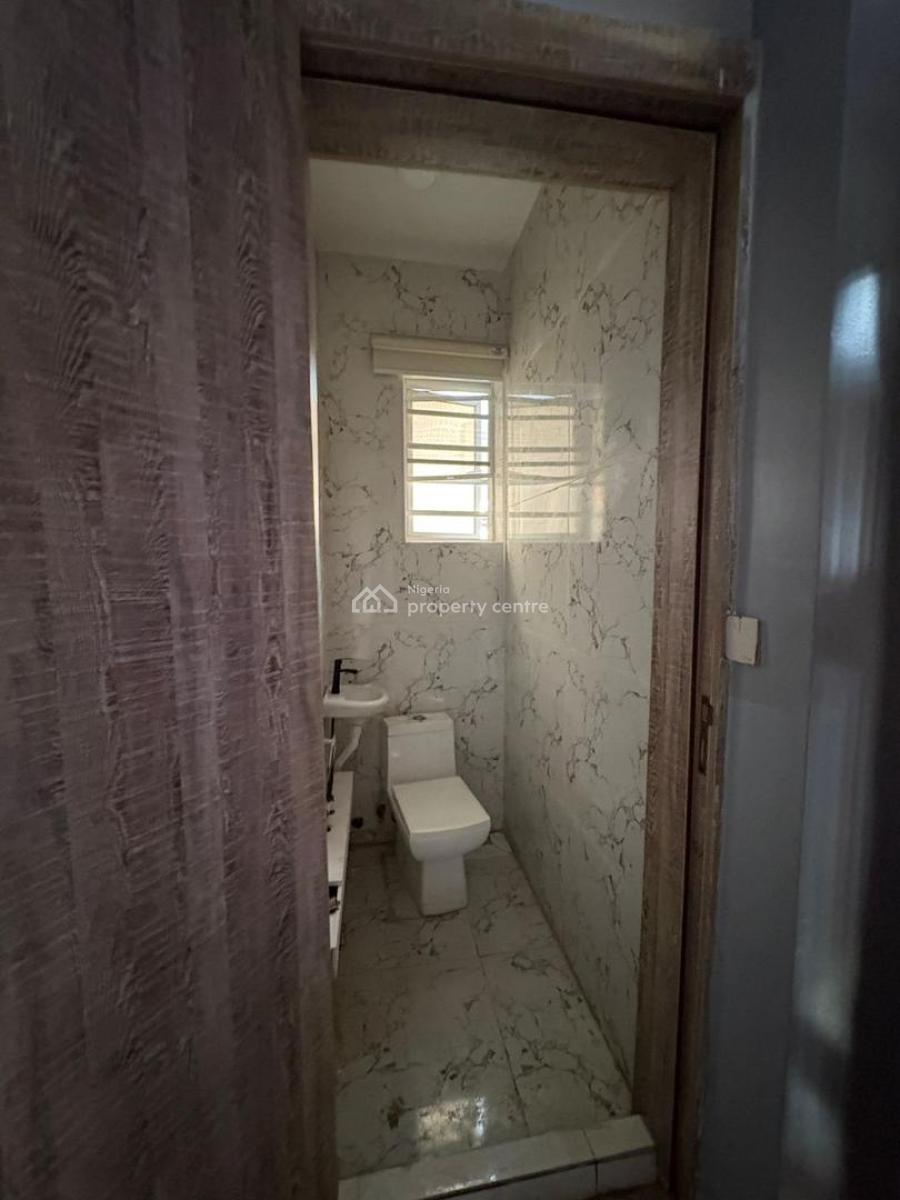 Spacious Studio Service Apartment, Orchid Road Before Roundabout, Lekki, Lagos, Flat / Apartment for Rent