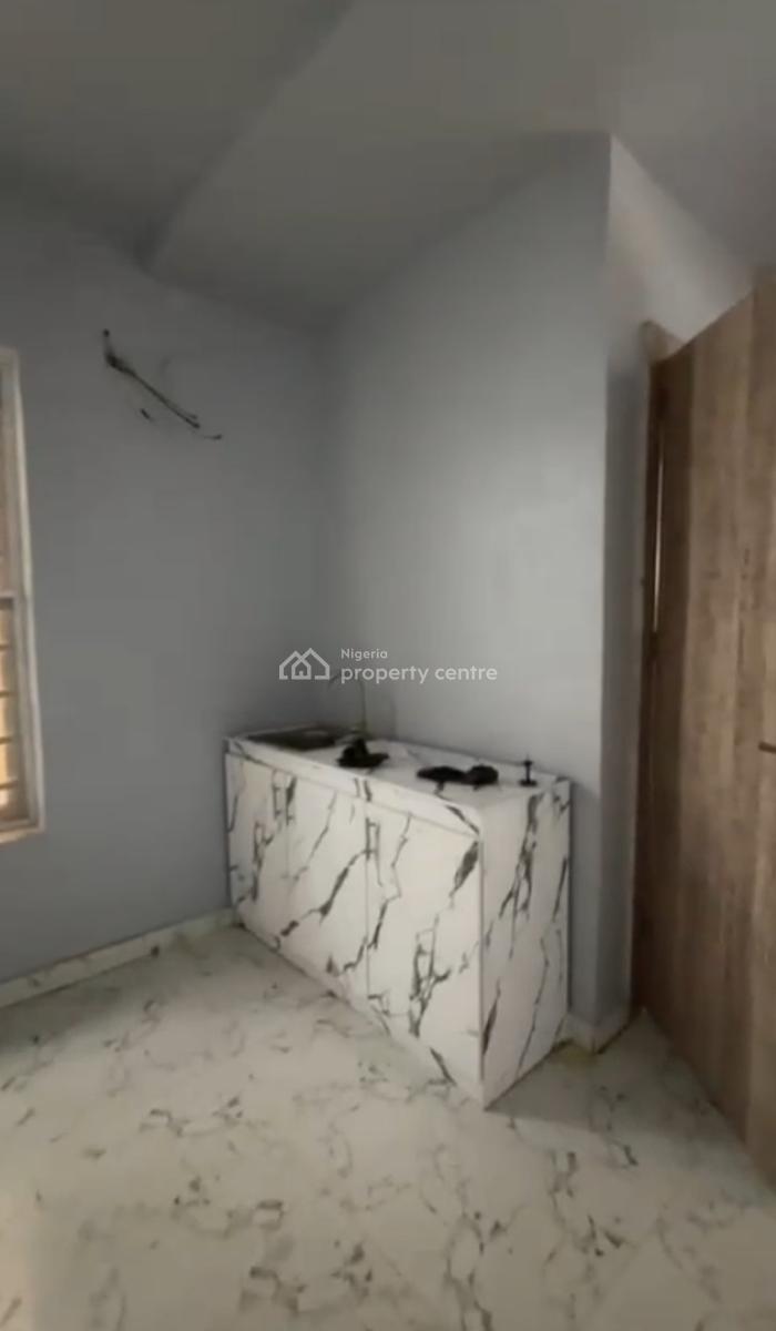 Spacious Studio Service Apartment, Orchid Road Before Roundabout, Lekki, Lagos, Flat / Apartment for Rent