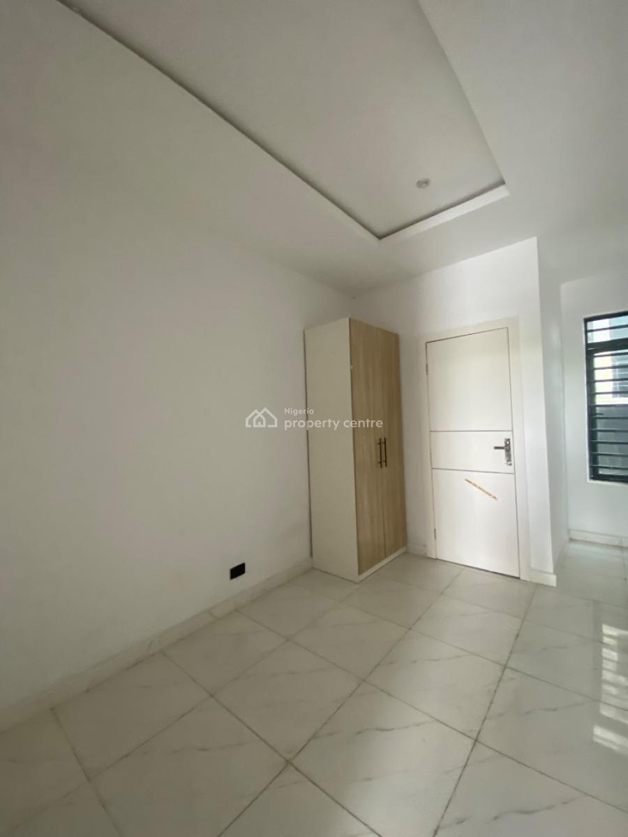 3 Bedroom Duplex, Villa Court Close to Abraham Adesanya, Ajah, Lagos, Terraced Duplex for Rent