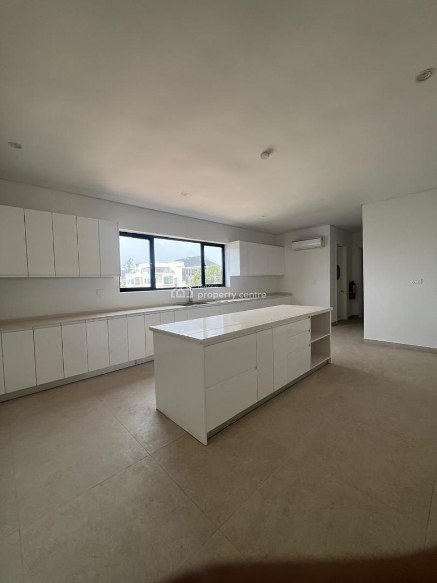 6 Bedroom Waterfront Mansion +2 Bqs in Ikoyi, Ikoyi, Lagos, Detached Duplex for Sale