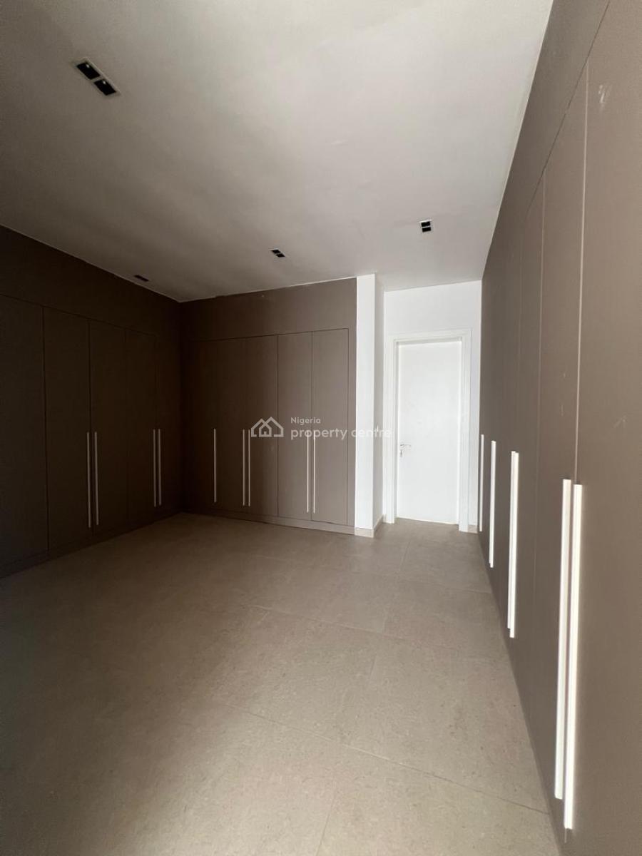 6 Bedroom Waterfront Mansion +2 Bqs in Ikoyi, Ikoyi, Lagos, Detached Duplex for Sale