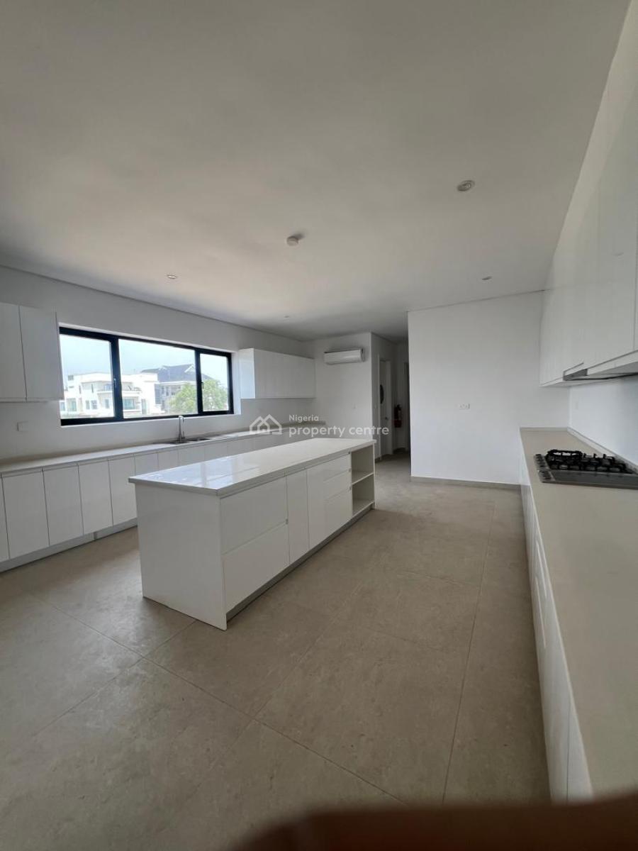 6 Bedroom Waterfront Mansion +2 Bqs in Ikoyi, Ikoyi, Lagos, Detached Duplex for Sale