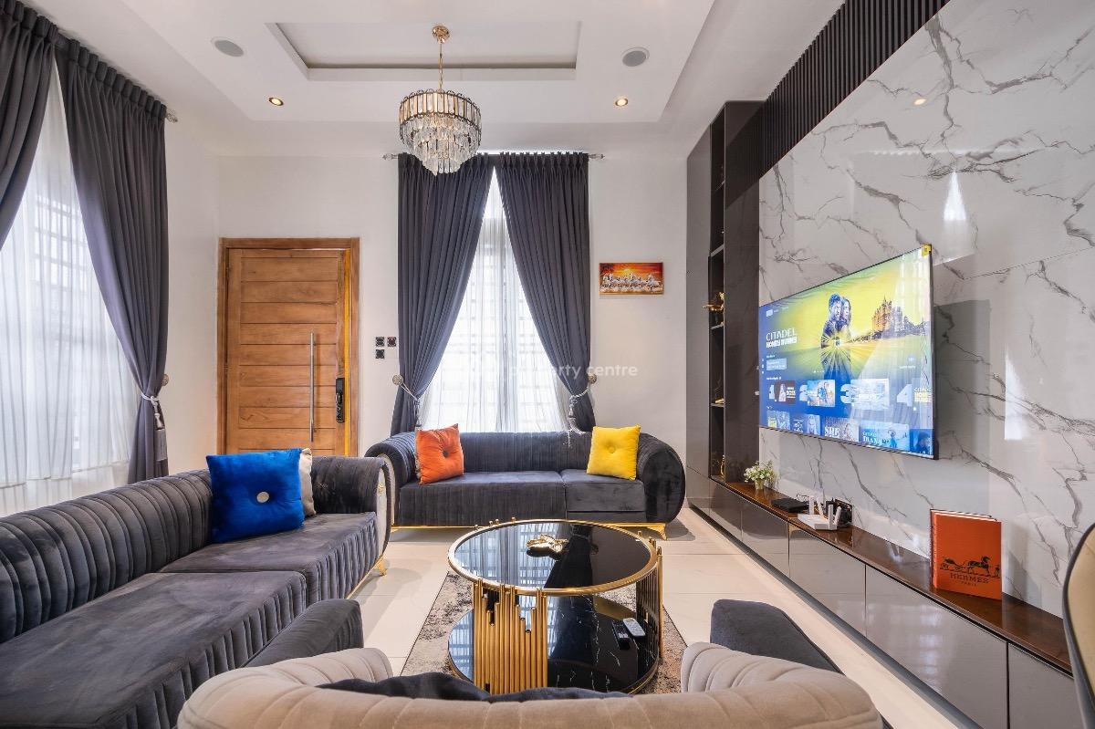 3 Bedroom Fully Detached Duplex with Luxury Features, 3 Bedroom Shortlet in Lekki, Saheed Bankole Street, Ologolo., Lekki, Lagos, Flat / Apartment Short Let