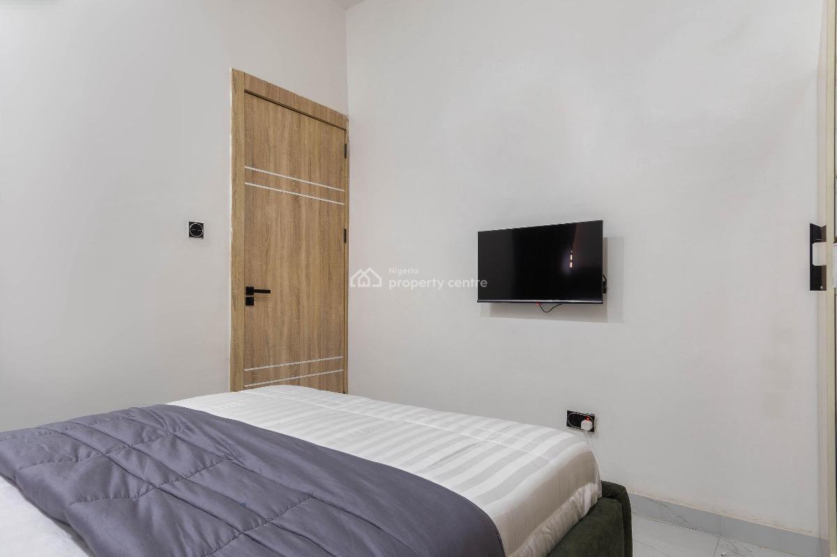 3 Bedroom Fully Detached Duplex with Luxury Features, 3 Bedroom Shortlet in Lekki, Saheed Bankole Street, Ologolo., Lekki, Lagos, Flat / Apartment Short Let