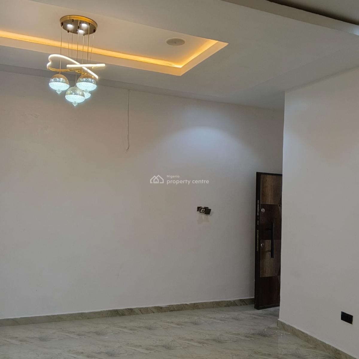 a Solid Deal in a Prime Abraham Adesanya Area, Ajah, Lagos, Flat / Apartment for Rent