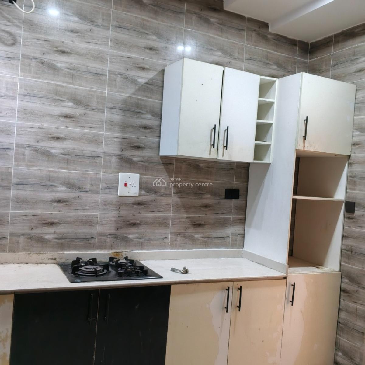 a Solid Deal in a Prime Abraham Adesanya Area, Ajah, Lagos, Flat / Apartment for Rent