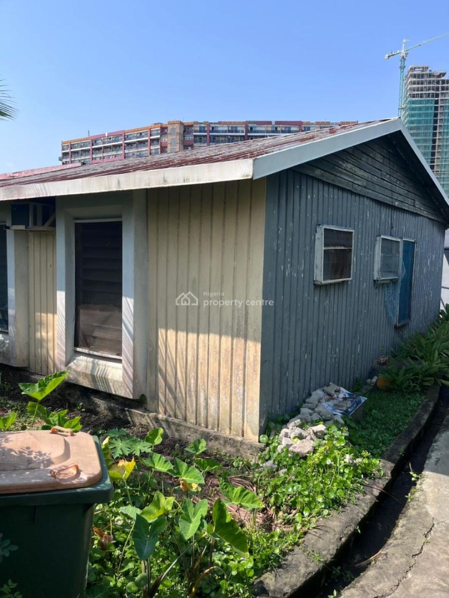 4 Bedrooms Old Structure on 450sqm at Transit Village Victoria Island, Transit Village, Victoria Island (vi), Lagos, Residential Land for Sale