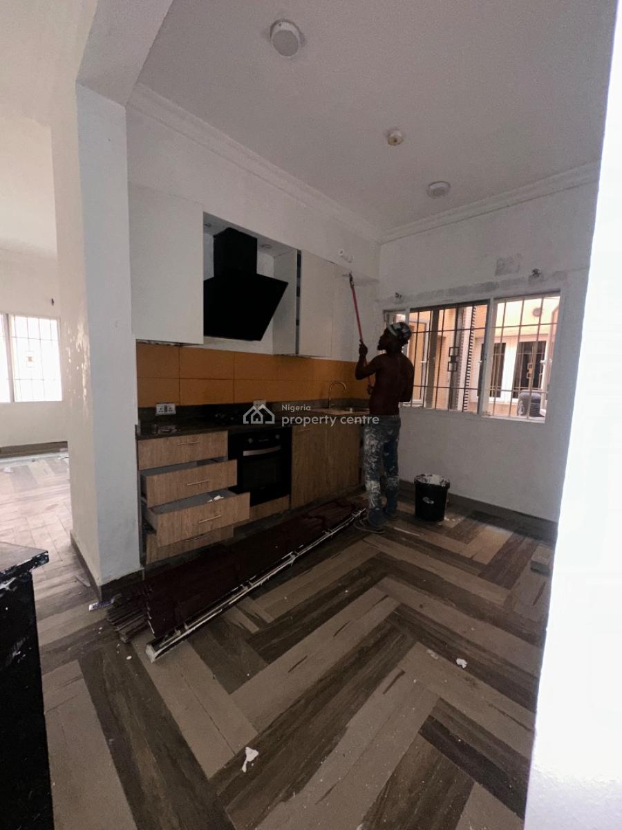 Specious 2bedroom Flat, Silver Spring Estate, Lekki, Lagos, Flat / Apartment for Rent
