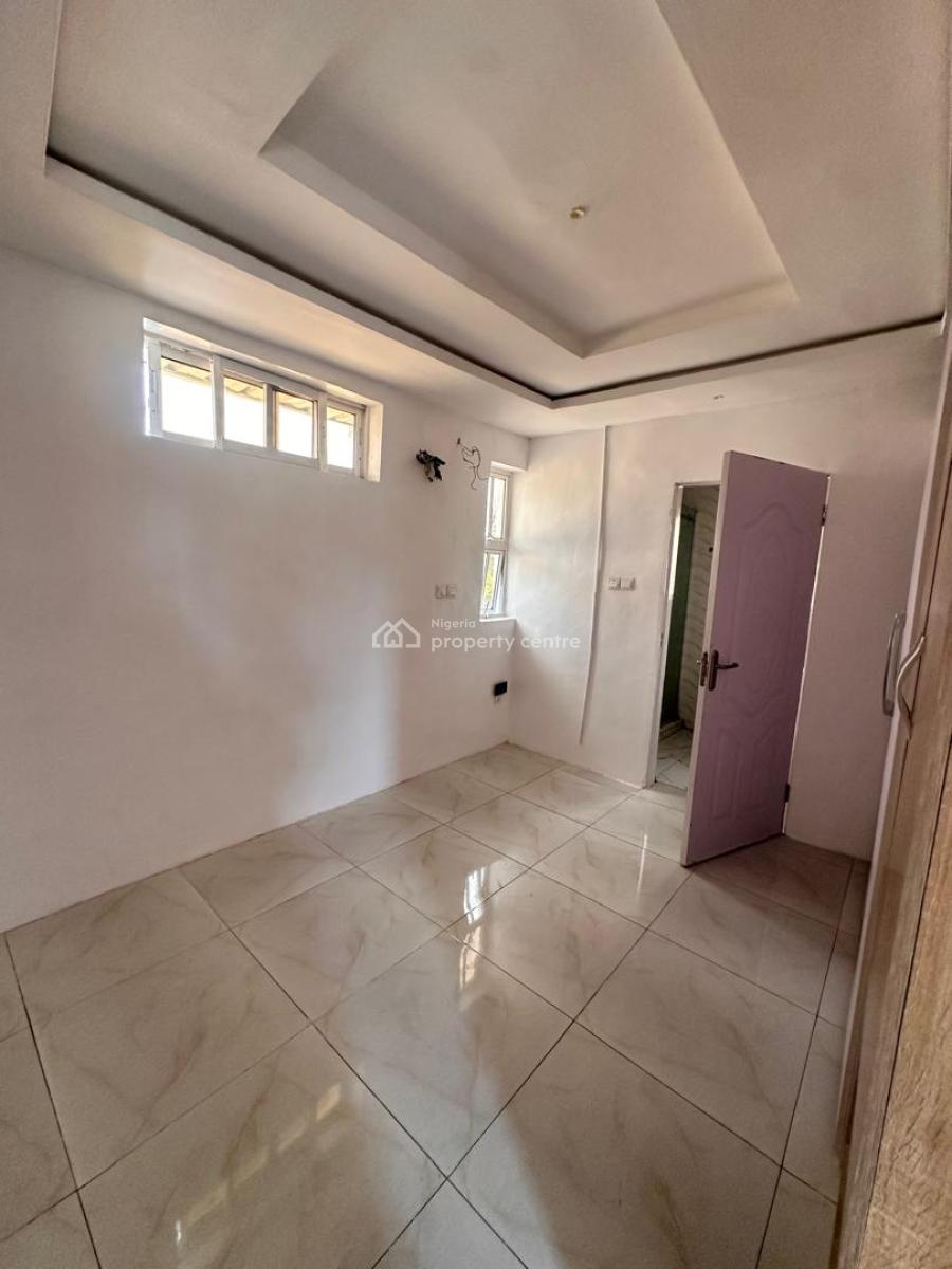 Self Serviced One Bedroom Apartment Upstairs, Old Ikoyi, Ikoyi, Lagos, Mini Flat (room and Parlour) for Rent