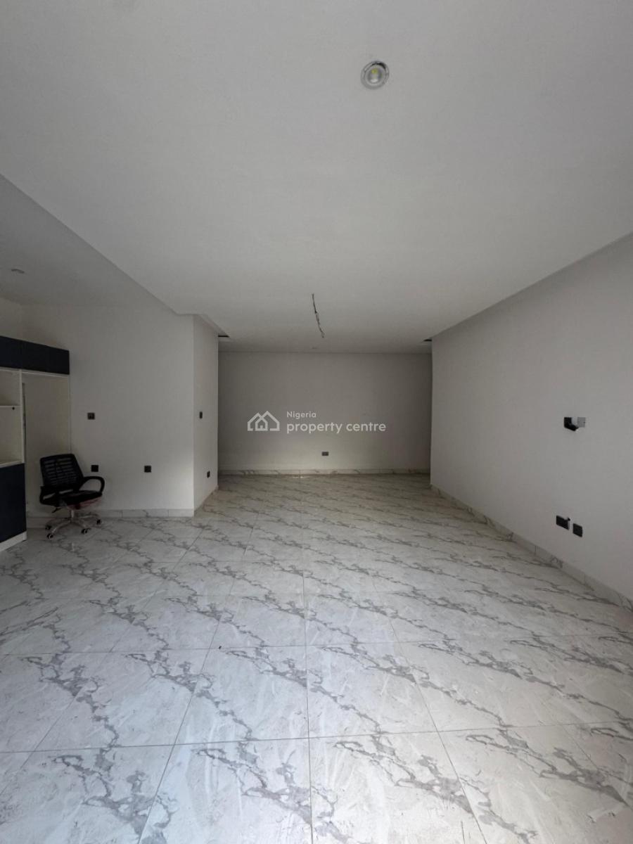 Decently Sized 2 Bedroom Apartment  with Swimming Pool, Decently Sized 2 Bedroom Apartment  with Swimming Pool, Ikate, Lekki, Lagos, Flat / Apartment for Sale