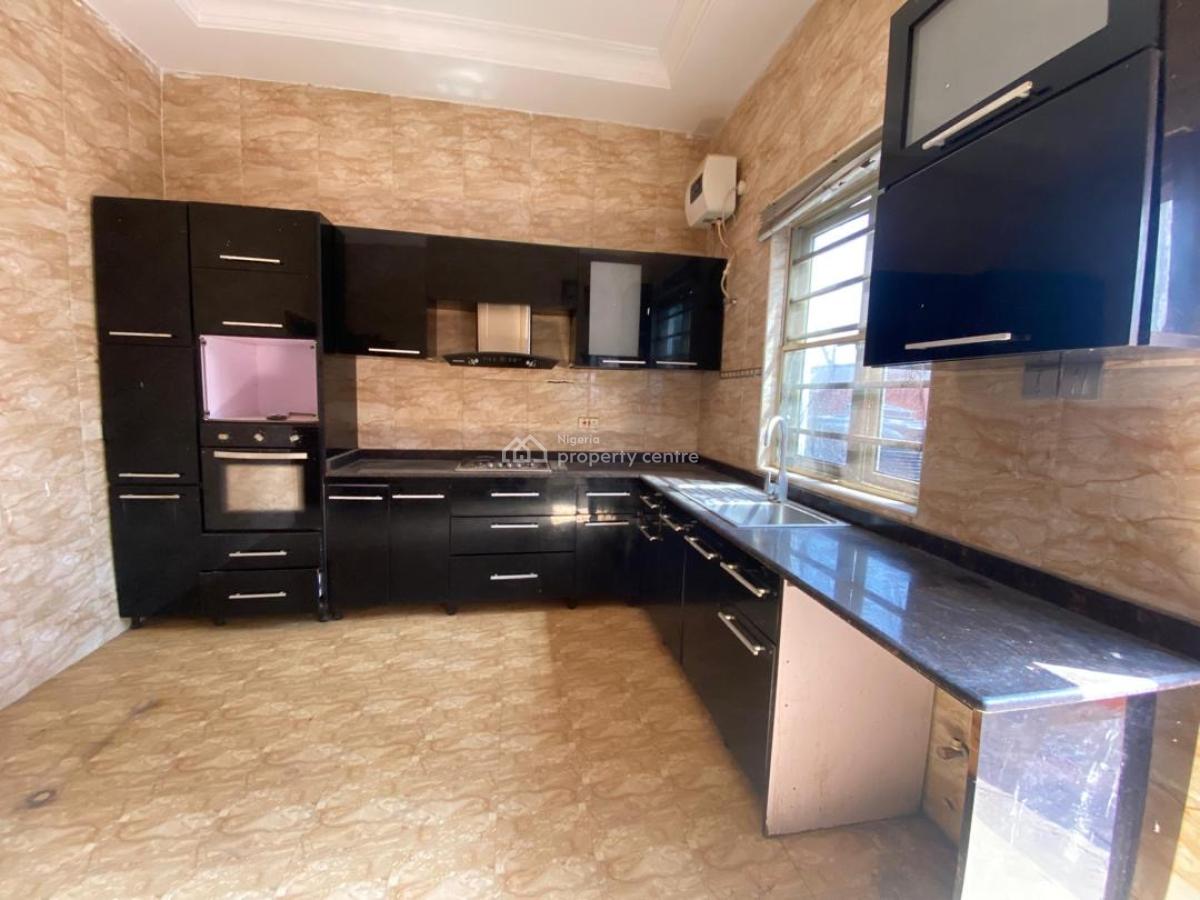 3bedrooms Semi Detached Duplex with Bq, Agungi, Lekki, Lagos, Semi-detached Duplex for Rent