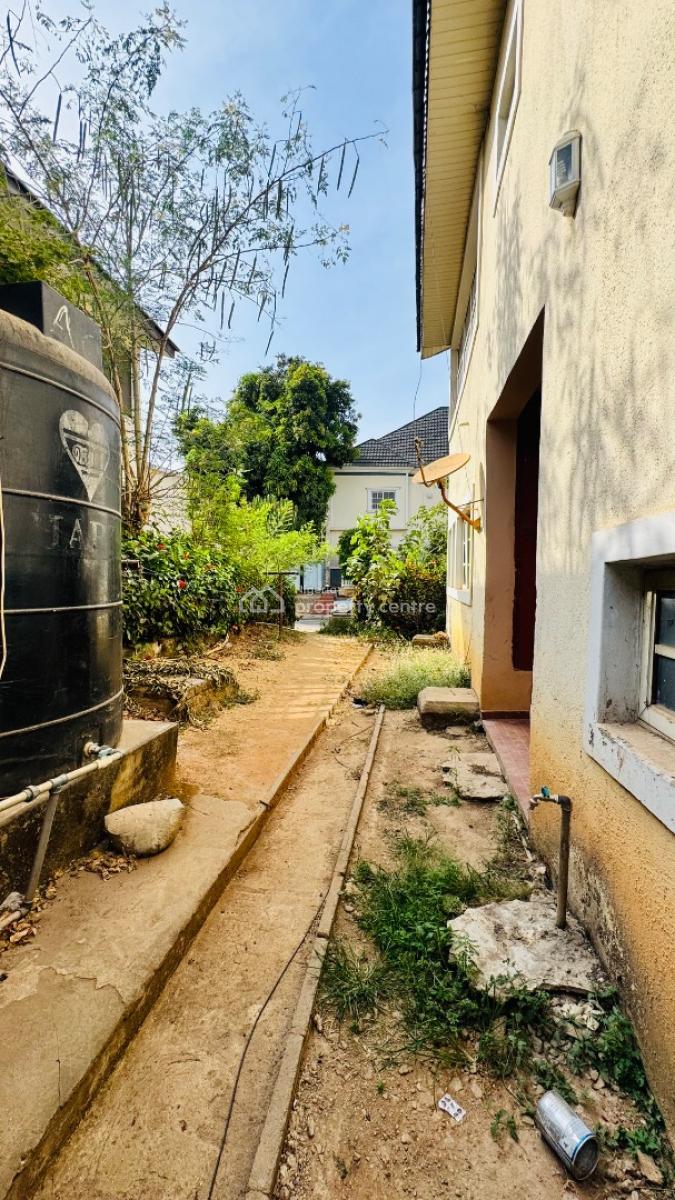 Prime Wuse Address. Standalone. Redevelopment Goldmine, Off Aminu Kano Crescent, Wuse 2, Abuja, Terraced Duplex for Sale