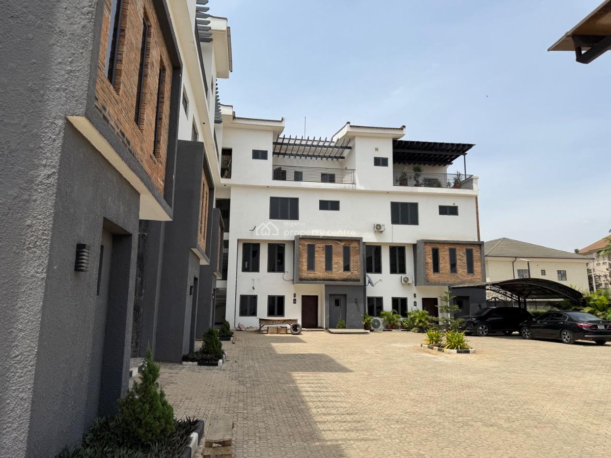 a Standard Estate Environment with Clean Family Dwelling, Close to Embassy of Ukraine, Jabi, Abuja, Terraced Duplex for Sale