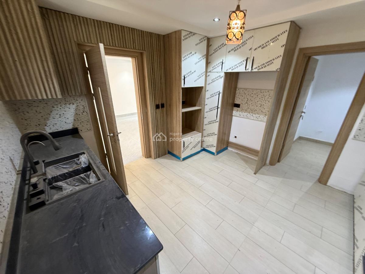 a Standard Estate Environment with Clean Family Dwelling, Close to Embassy of Ukraine, Jabi, Abuja, Terraced Duplex for Sale