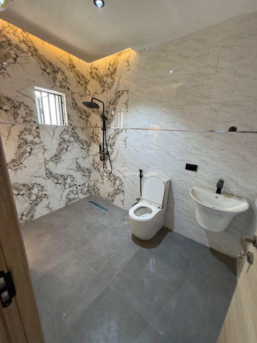 a Standard Estate Environment with Clean Family Dwelling, Close to Embassy of Ukraine, Jabi, Abuja, Terraced Duplex for Sale