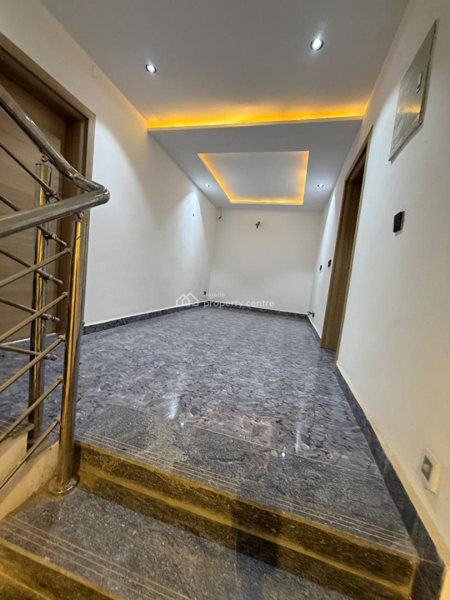 a Standard Estate Environment with Clean Family Dwelling, Close to Embassy of Ukraine, Jabi, Abuja, Terraced Duplex for Sale