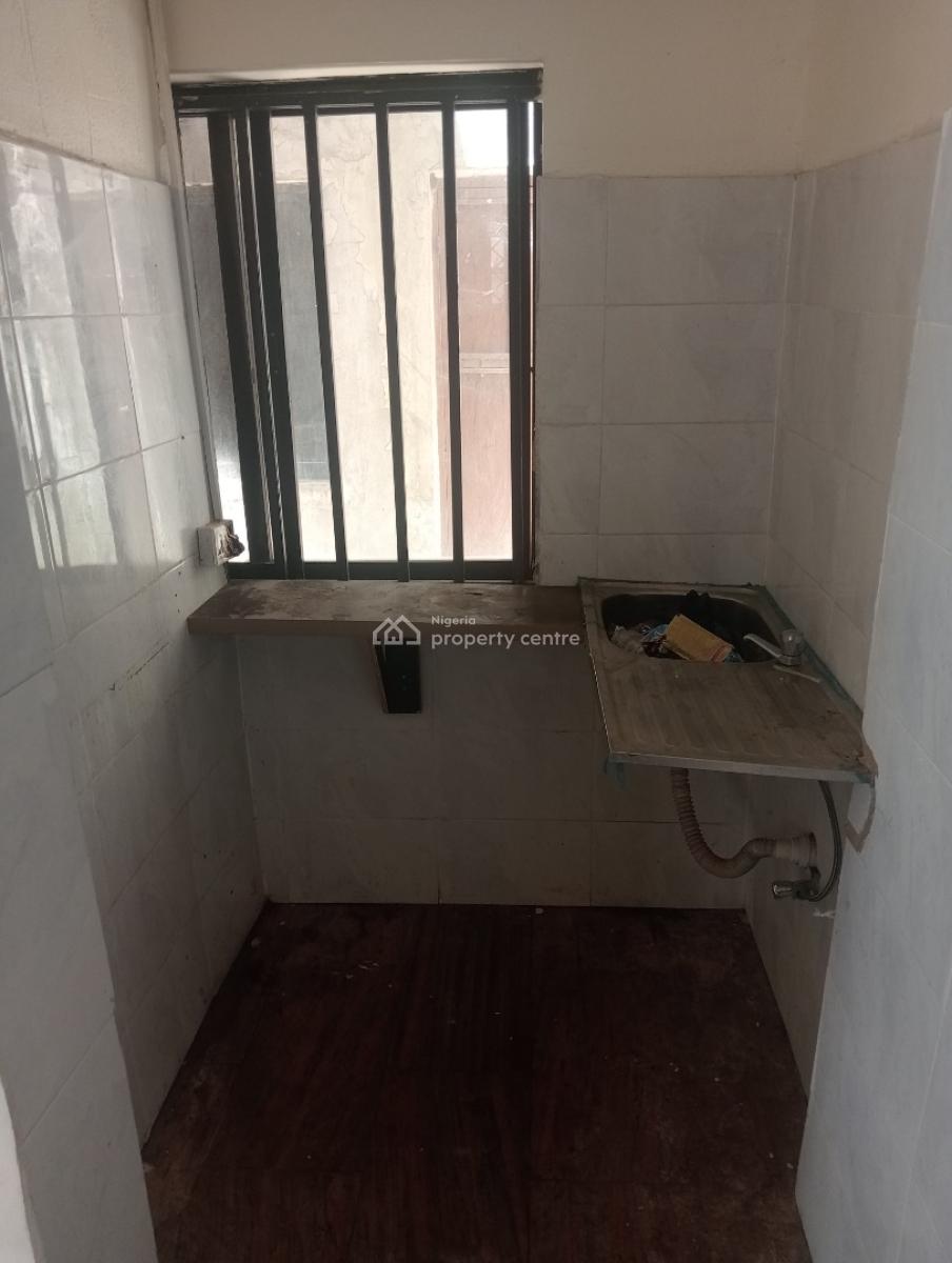 Spacious Selfcom Now Available, Utako Main, Utako, Abuja, Self Contain (single Rooms) for Rent