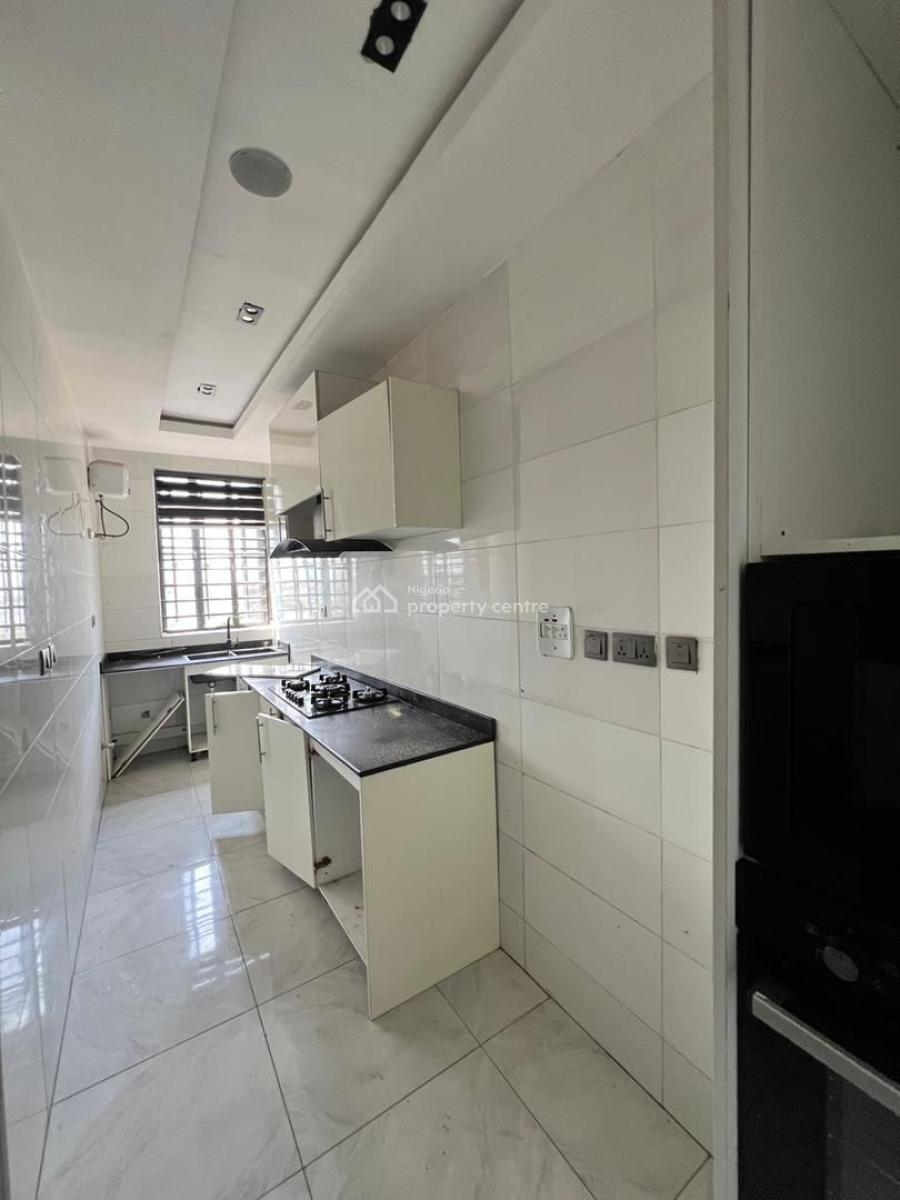 2 Bedroom Apartment, Ologolo, Lekki, Lagos, Flat / Apartment for Rent