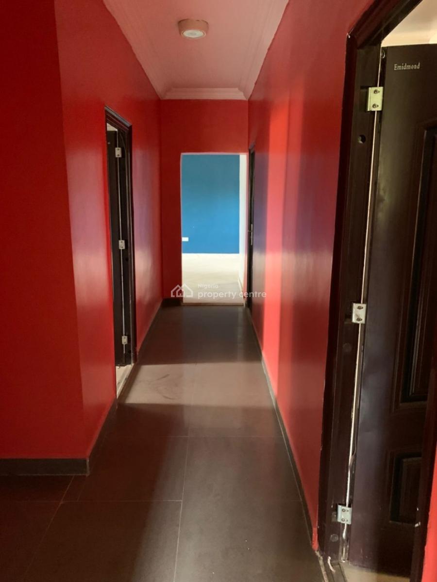 Spacious Three Bedroom Flat, Area 3, Garki, Abuja, Flat / Apartment for Rent