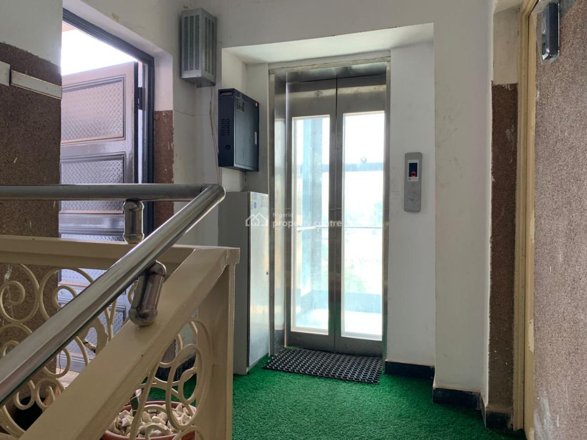 Spacious Three Bedroom Flat, Area 3, Garki, Abuja, Flat / Apartment for Rent