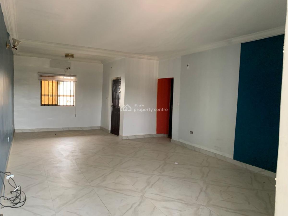 Spacious Three Bedroom Flat, Area 3, Garki, Abuja, Flat / Apartment for Rent