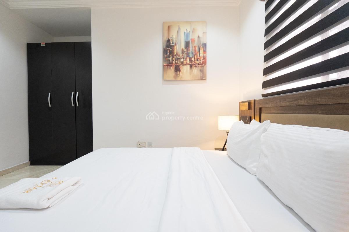 Luxury 3 Bedroom Penthouse with High-end Features Avail From Today, 3 Bedroom Shortlet in Lekki, Oluwakayode Jacob Crescent Street., Lekki Phase 1, Lekki, Lagos, Flat / Apartment Short Let