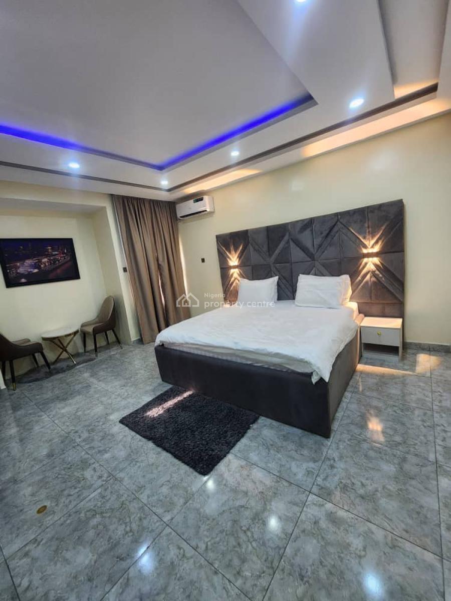 Lush 2bedroom Spacious Apartment with Swimming Pool, Ikeja Gra, Ikeja, Lagos, Flat / Apartment Short Let