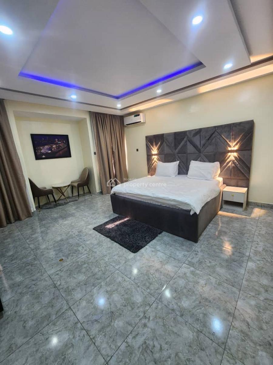 Lush 2bedroom Spacious Apartment with Swimming Pool, Ikeja Gra, Ikeja, Lagos, Flat / Apartment Short Let