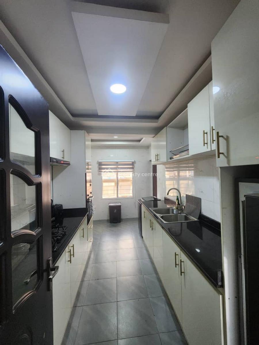Lush 2bedroom Spacious Apartment with Swimming Pool, Ikeja Gra, Ikeja, Lagos, Flat / Apartment Short Let