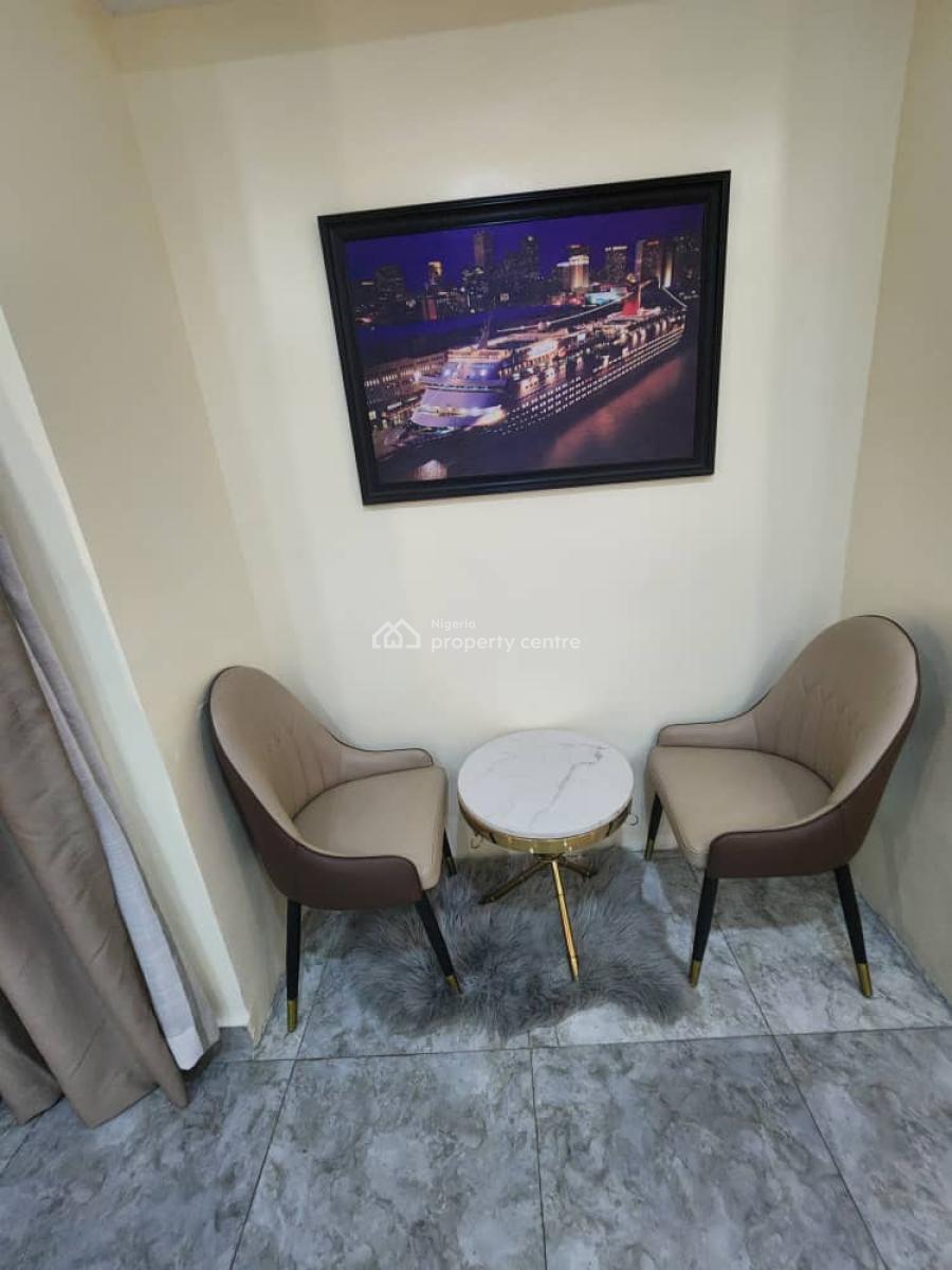 Lush 2bedroom Spacious Apartment with Swimming Pool, Ikeja Gra, Ikeja, Lagos, Flat / Apartment Short Let