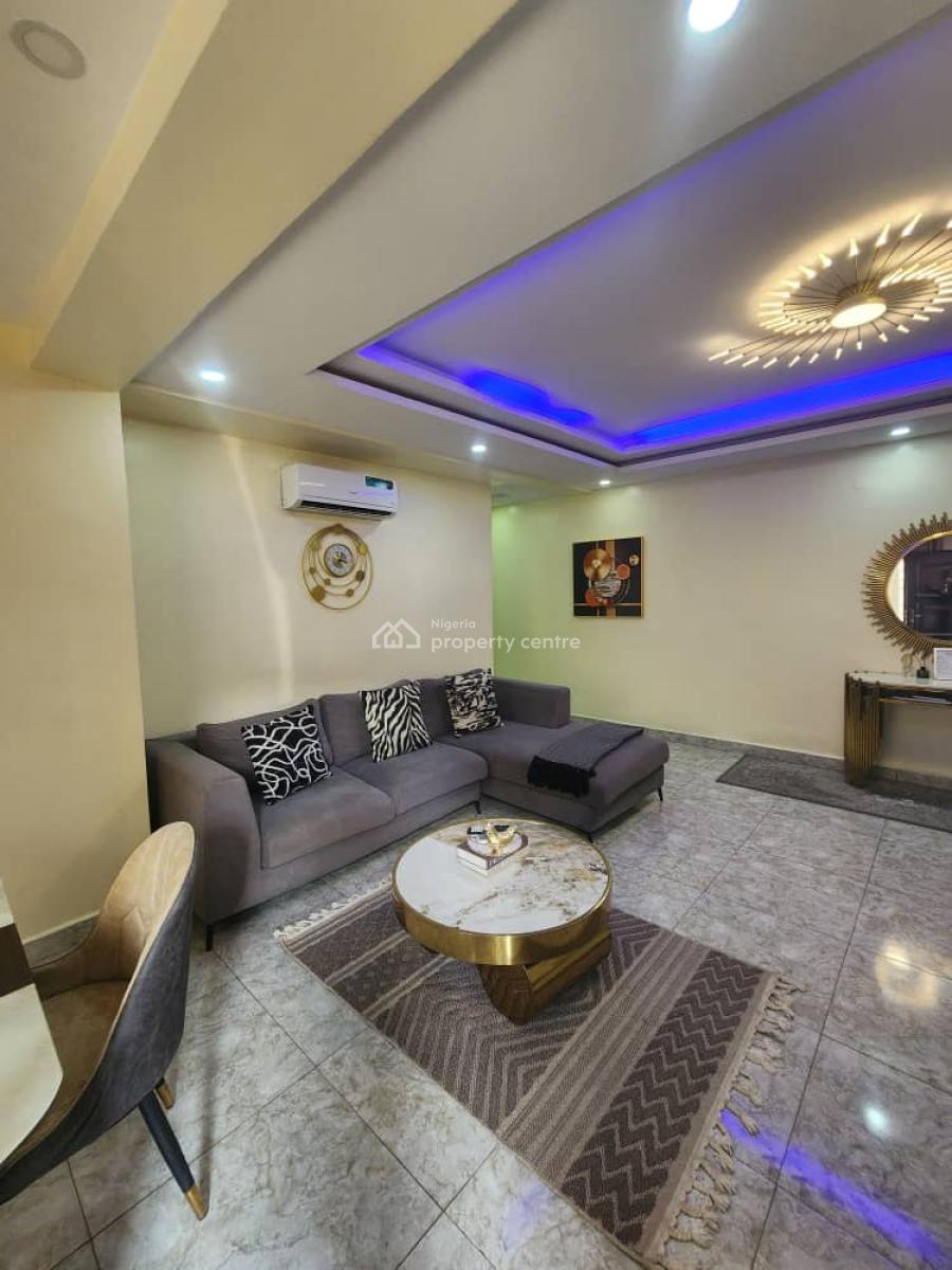 Lush 2bedroom Spacious Apartment with Swimming Pool, Ikeja Gra, Ikeja, Lagos, Flat / Apartment Short Let