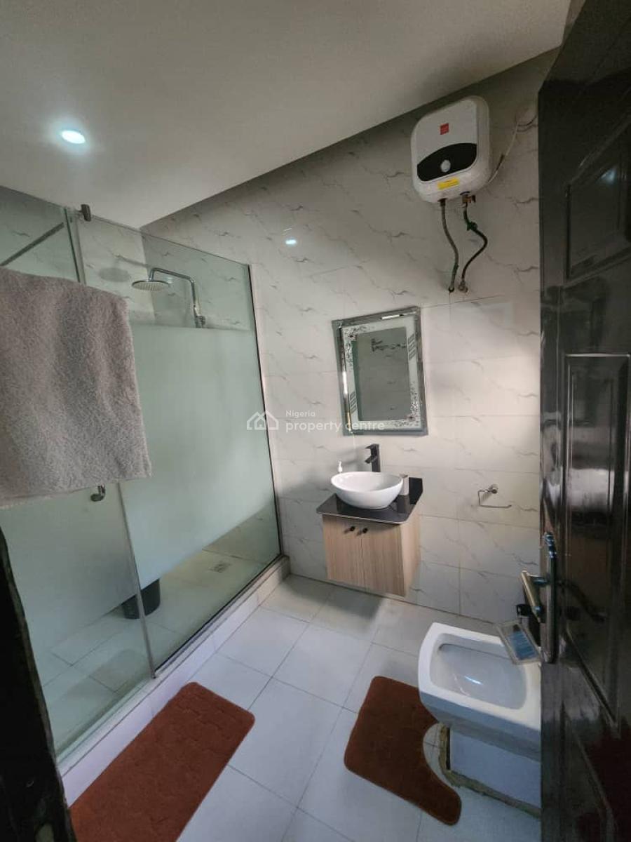 Lush 2bedroom Spacious Apartment with Swimming Pool, Ikeja Gra, Ikeja, Lagos, Flat / Apartment Short Let