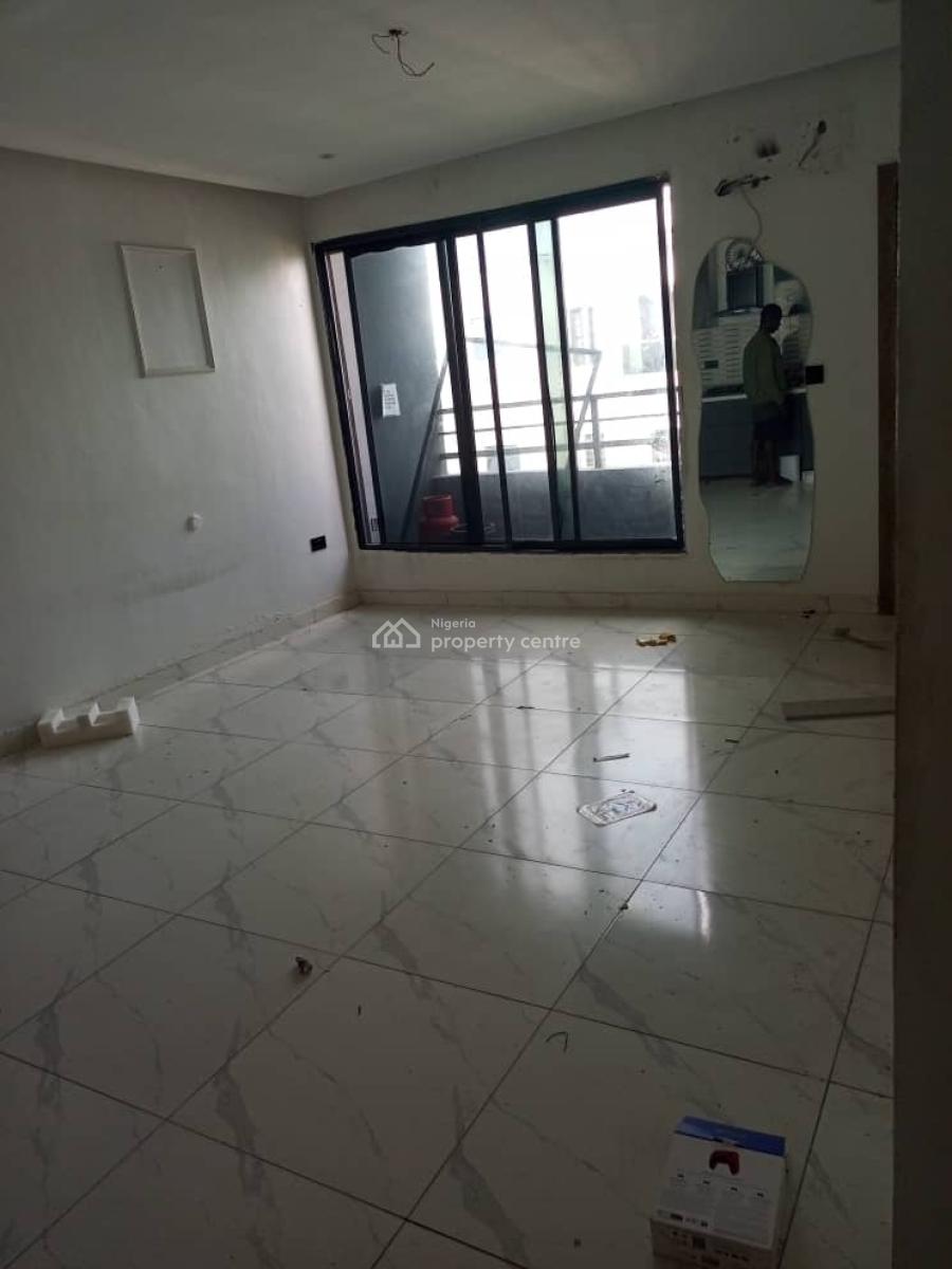 Beautiful 2bedroom Flat Upstairs, Ologolo, Lekki, Lagos, Flat / Apartment for Rent