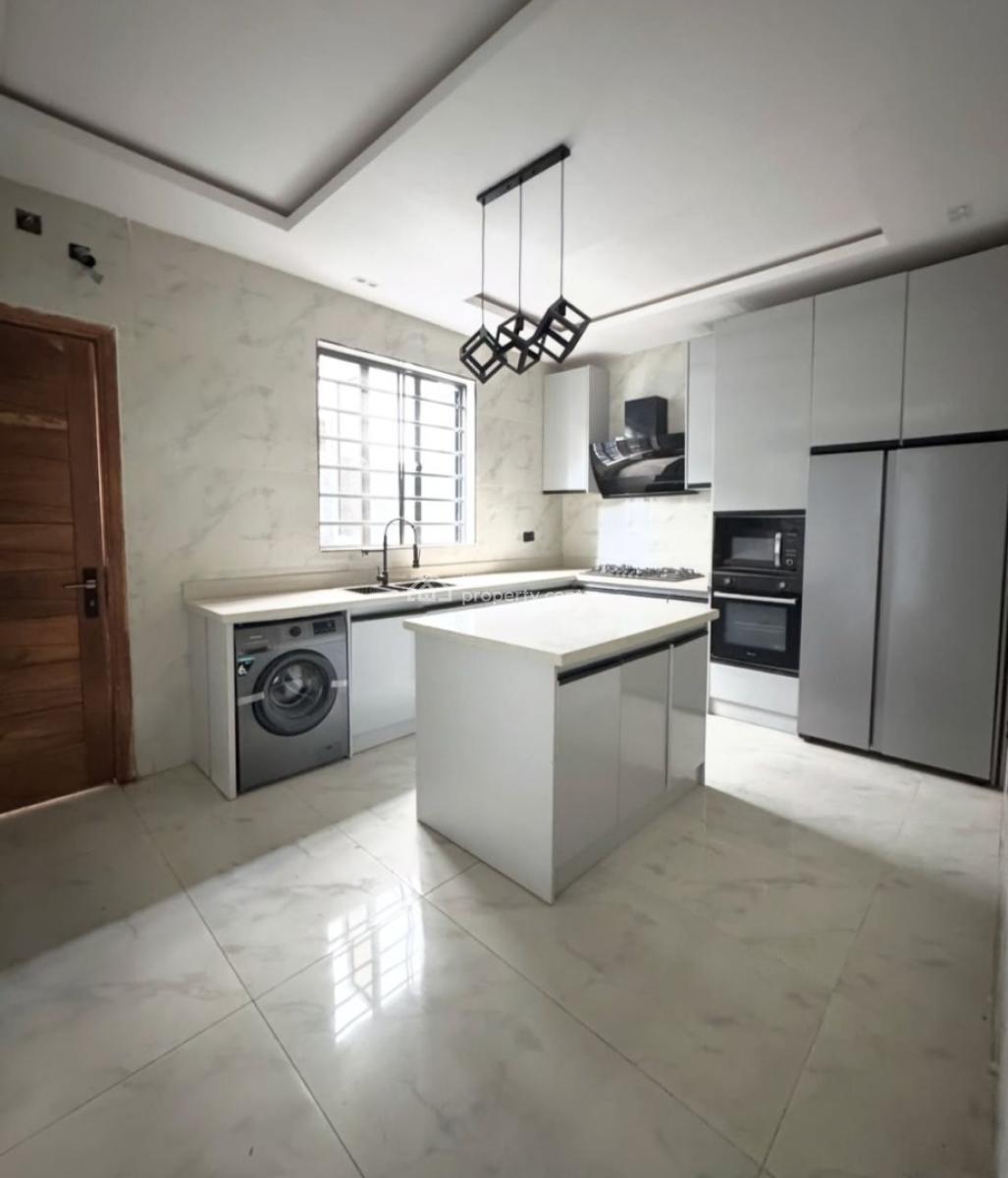 Contemporary 5 Bedroom Detached Home with Bq & Swimming Pool, Contemporary 5 Bedroom Detached Home with Bq & Swimming Pool, Ologolo, Lekki, Lagos, Detached Duplex for Sale