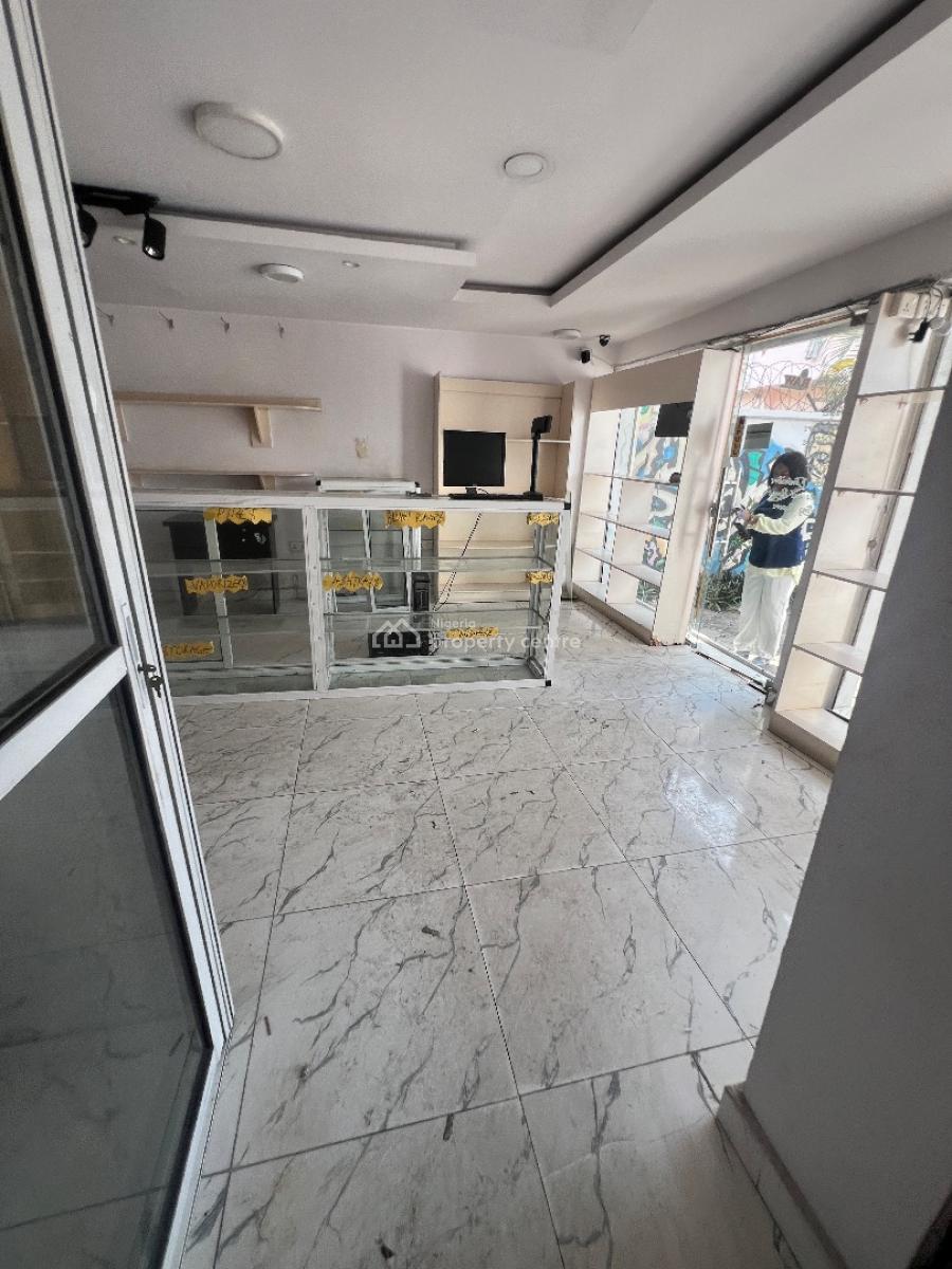 Shop Space Ground Floor Facing The Road, Off Admiralty Way, Lekki Phase 1, Lekki, Lagos, Shop for Rent