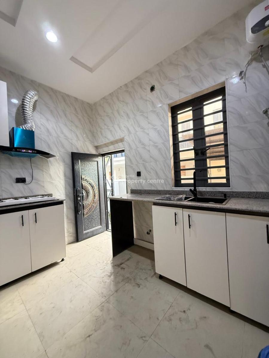 Where Comfort Meets Class  4 Bed Detached Home That Speaks Success, Ajah, Lagos, Detached Duplex for Sale