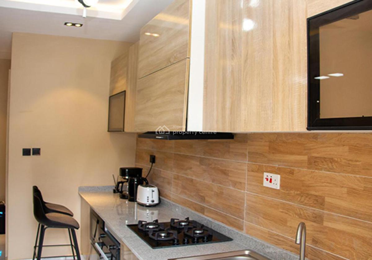 Grab Thís Awoof Mouth Watering Offer Furnished 1bedoom Flat Ologolo Le, Ologolo, Lekki, Lagos, Mini Flat (room and Parlour) for Sale