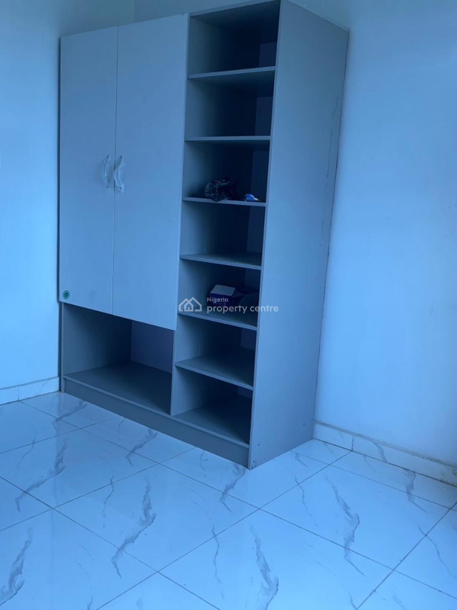 Massive 2-bedroom Apartment, Sangotedo, Ajah, Lagos, Flat / Apartment for Rent