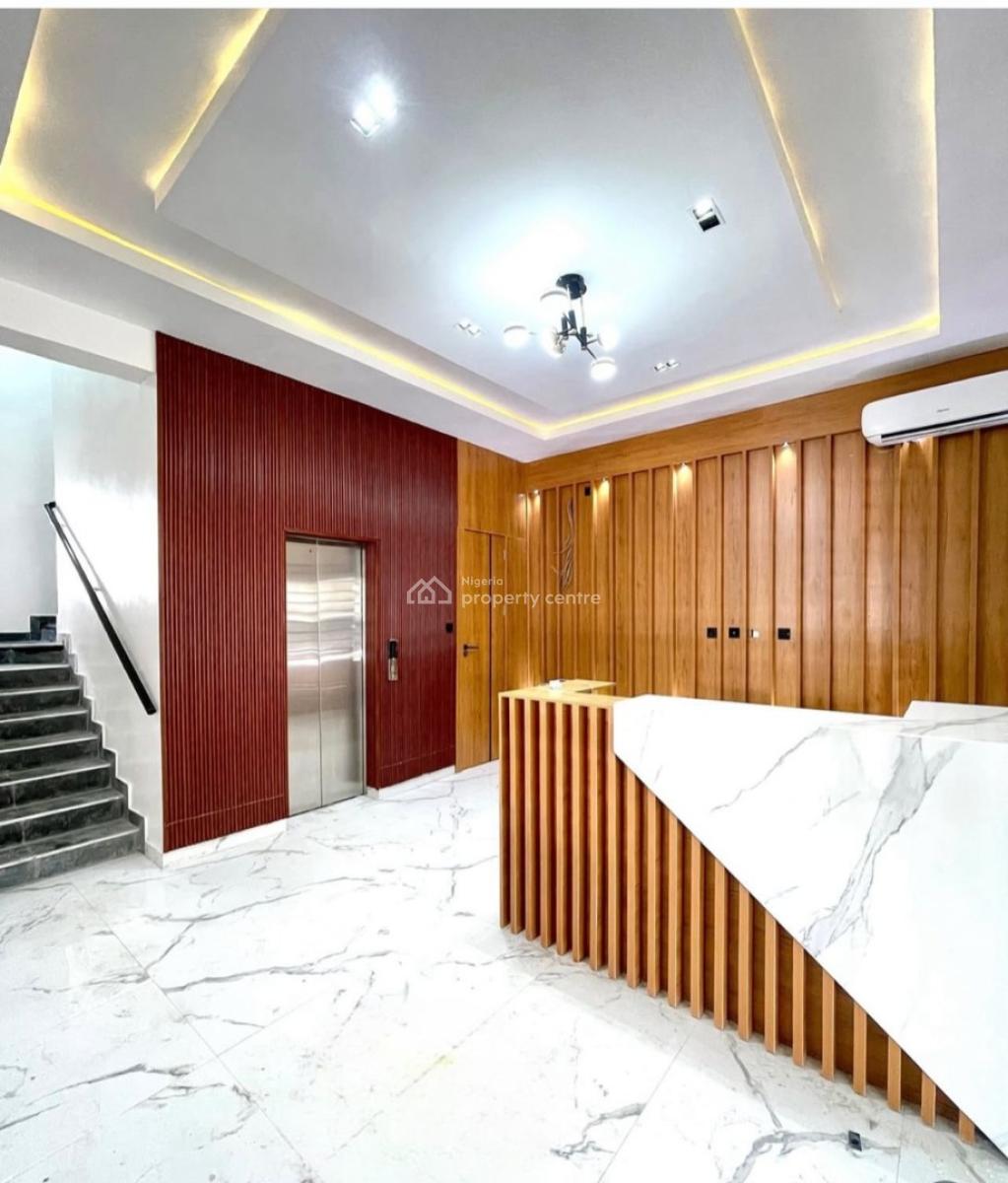 3 Bedroom Apartment  in Lekki Phase 1  Price; 350million Naira, Lekki Phase 1, Lekki, Lagos, Flat / Apartment for Sale