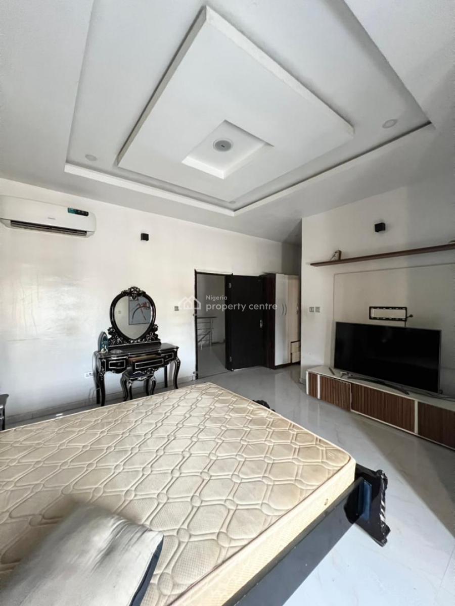 Lovely 4 Bedroom Semi Detached Duplex with Quality Facilities, Ologolo, Lekki, Lagos, Semi-detached Duplex for Rent