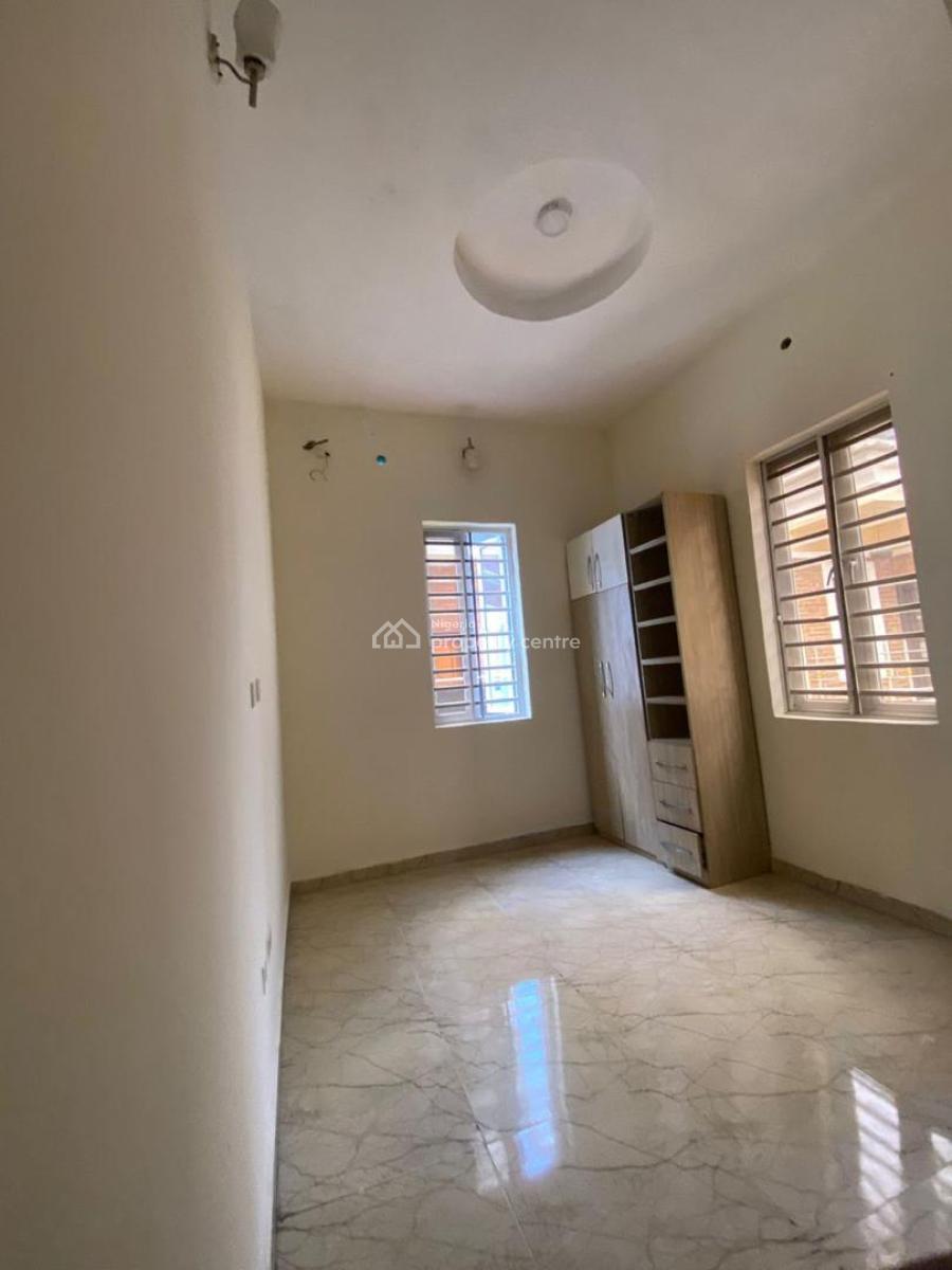 Newly Renovated 3 Bedroom Semi Detached Duplex with Bq, Chevron Alternative Road, Lekki, Lekki Phase 2, Lekki, Lagos, Semi-detached Duplex for Rent