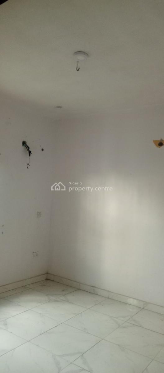 Standard Room & Parlor with  Personal Meter Closee to Express, Very Close to Bus Stop, Awoyaya, Ibeju Lekki, Lagos, Mini Flat (room and Parlour) for Rent