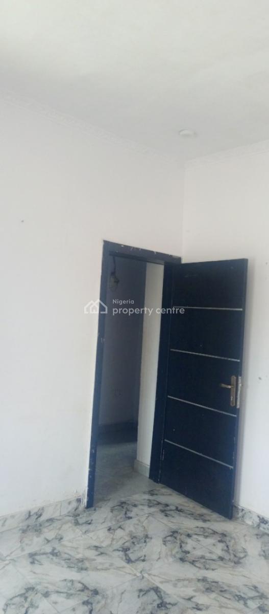 Standard Room & Parlor with  Personal Meter Closee to Express, Very Close to Bus Stop, Awoyaya, Ibeju Lekki, Lagos, Mini Flat (room and Parlour) for Rent
