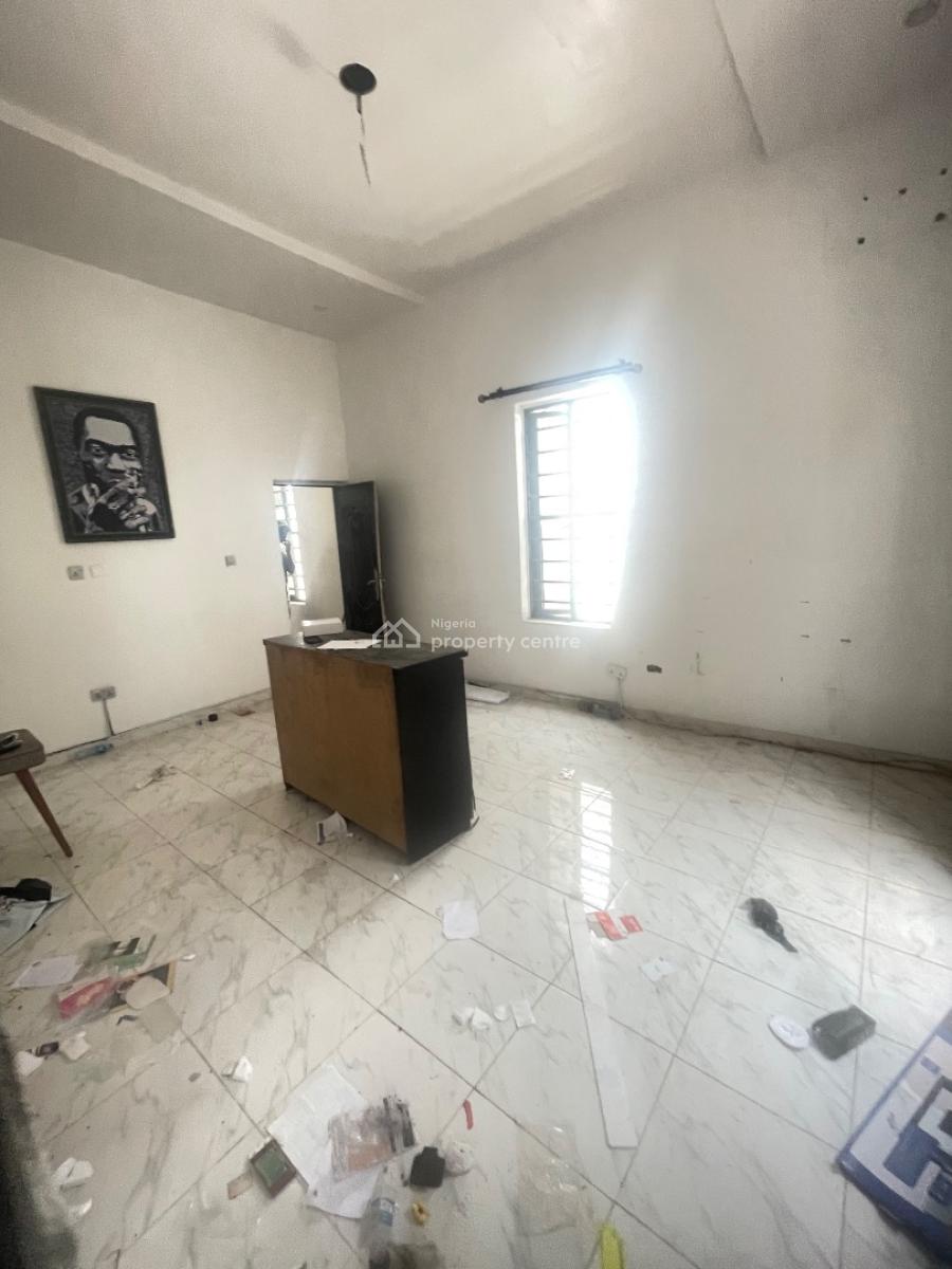 Standard Massive Self Con in a Call to Access Estate, Located Inside an Estate,good Road ,clean Estate, Sangotedo, Ajah, Lagos, Self Contain (single Rooms) for Rent