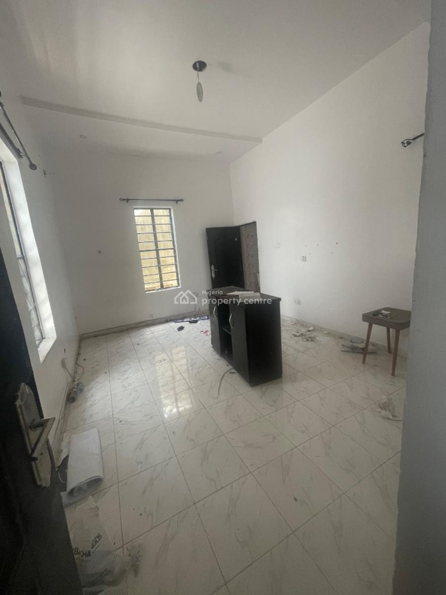 Standard Massive Self Con in a Call to Access Estate, Located Inside an Estate,good Road ,clean Estate, Sangotedo, Ajah, Lagos, Self Contain (single Rooms) for Rent